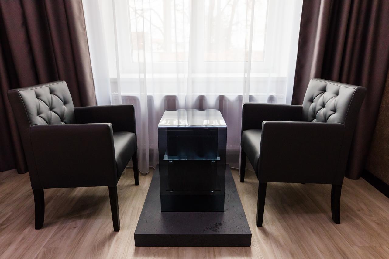 Modřice Hotel U Kostela מראה חיצוני תמונה